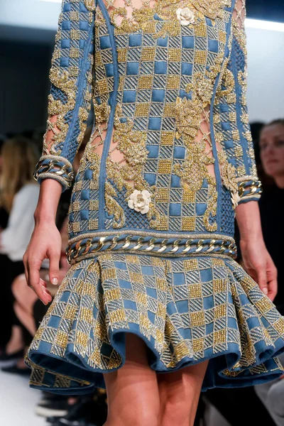 Look 67